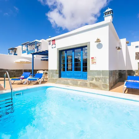 Acomari Villa